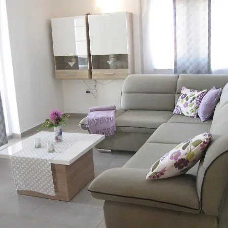 Ane Apartment